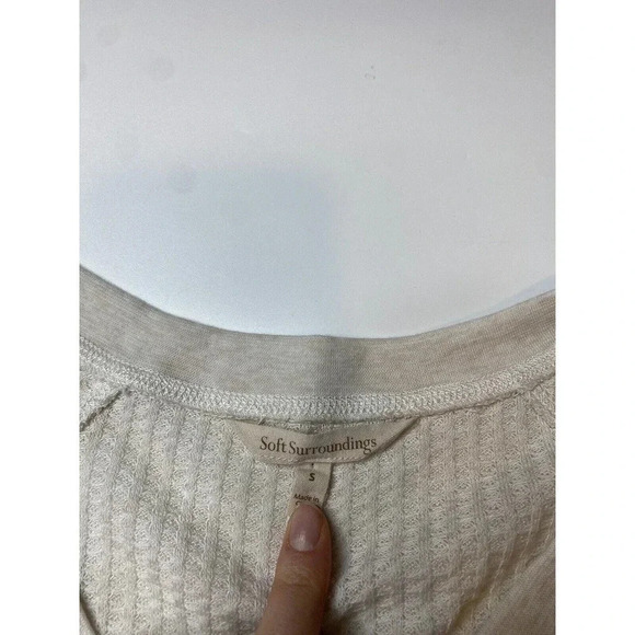 Soft Surroundings Thermal Top Knit small Embroidered Soutache Cuffs - Picture 3 of 8